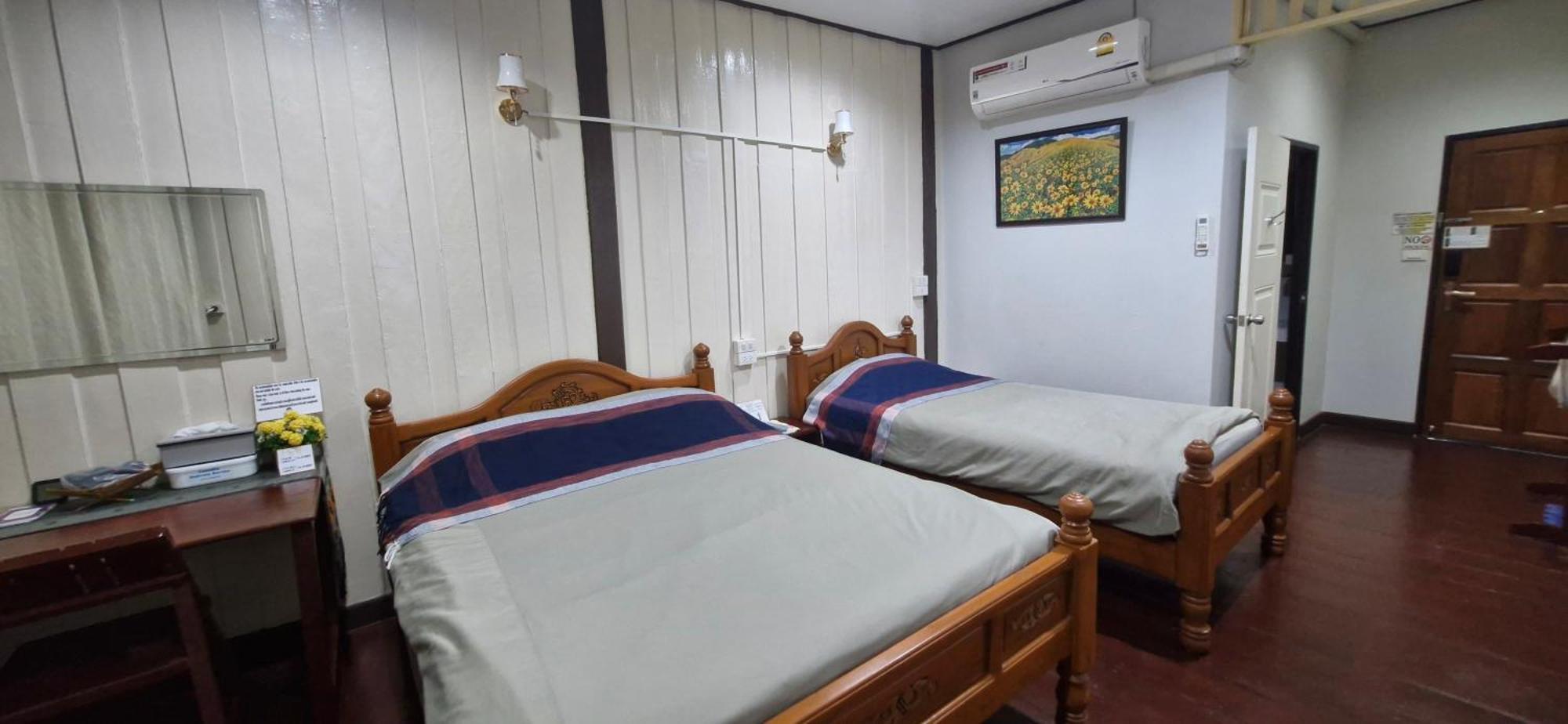 Ob Arun House Bed & Breakfast Bangkok Ngoại thất bức ảnh