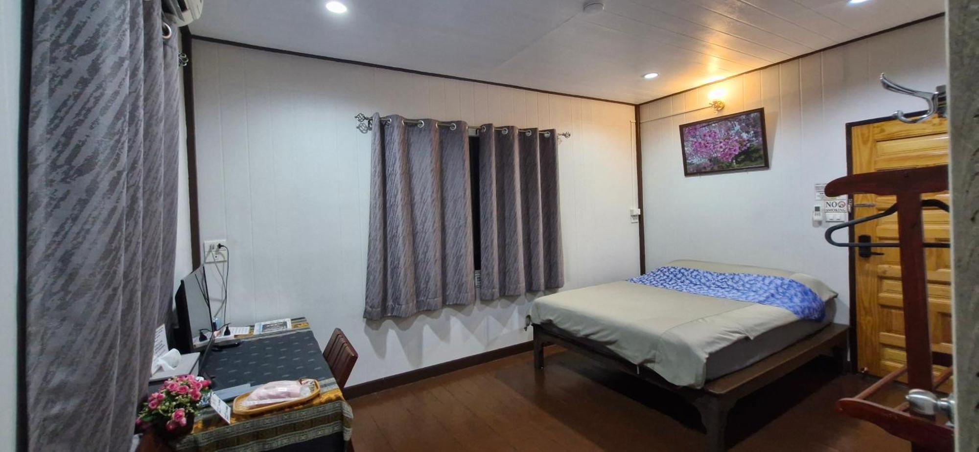 Ob Arun House Bed & Breakfast Bangkok Ngoại thất bức ảnh
